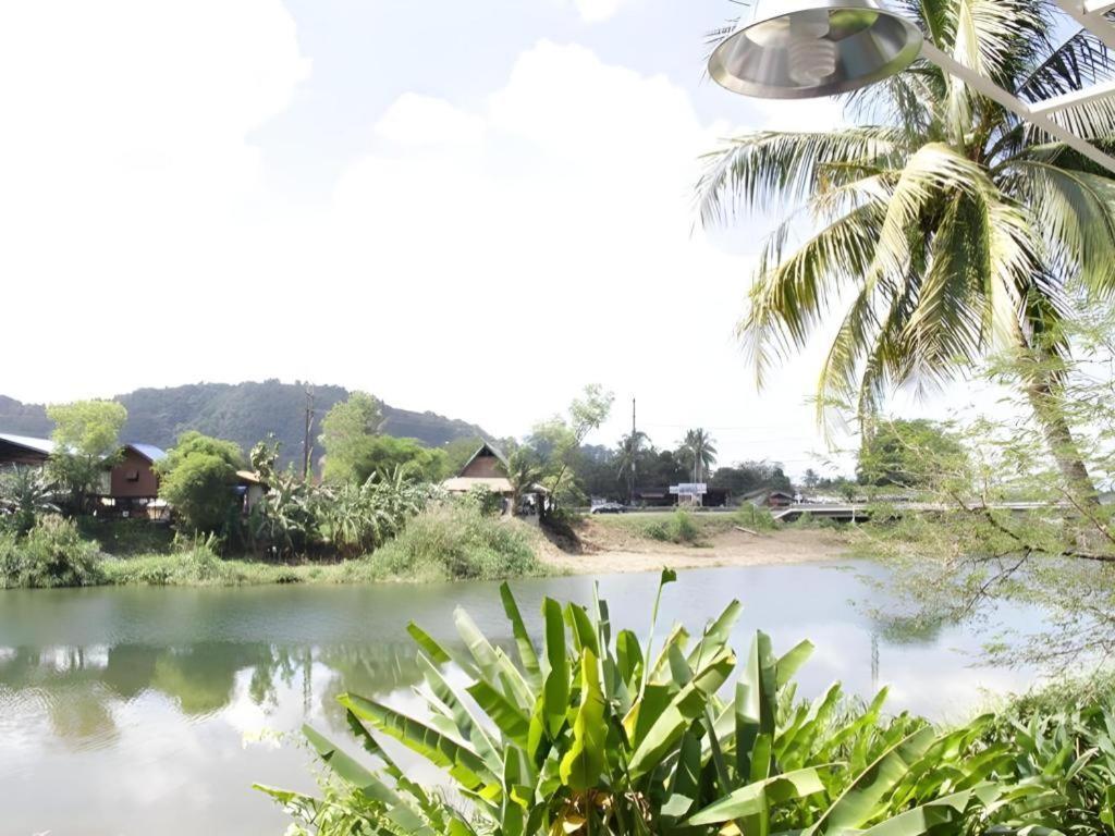 Rommai Rimnaam Resort Ranong Extérieur photo