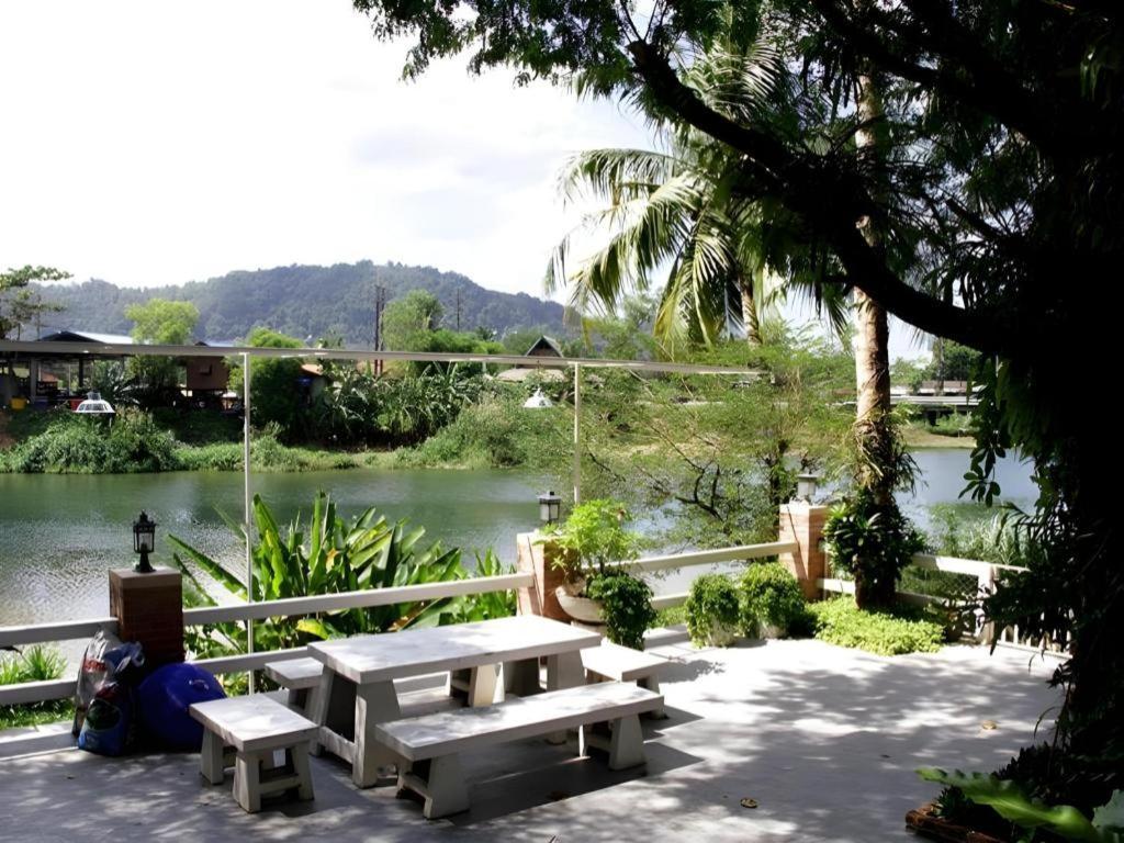 Rommai Rimnaam Resort Ranong Extérieur photo