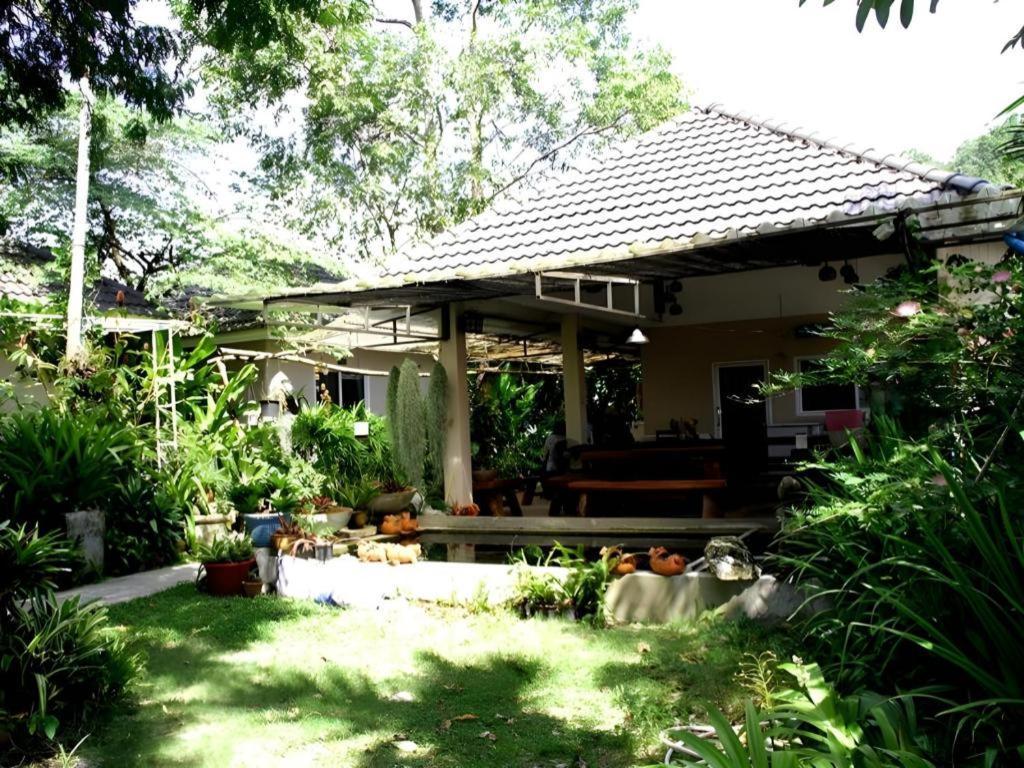 Rommai Rimnaam Resort Ranong Extérieur photo