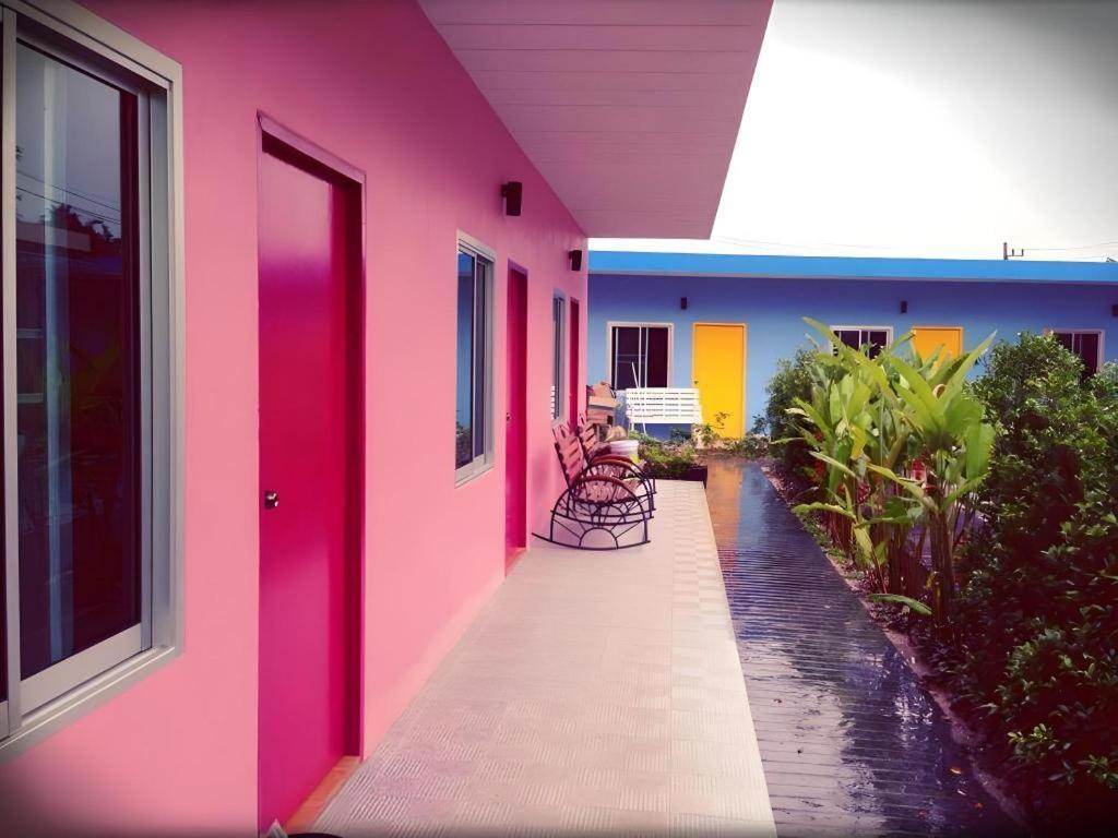 Rommai Rimnaam Resort Ranong Extérieur photo