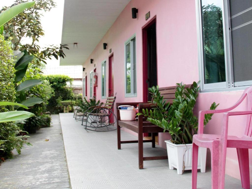 Rommai Rimnaam Resort Ranong Extérieur photo