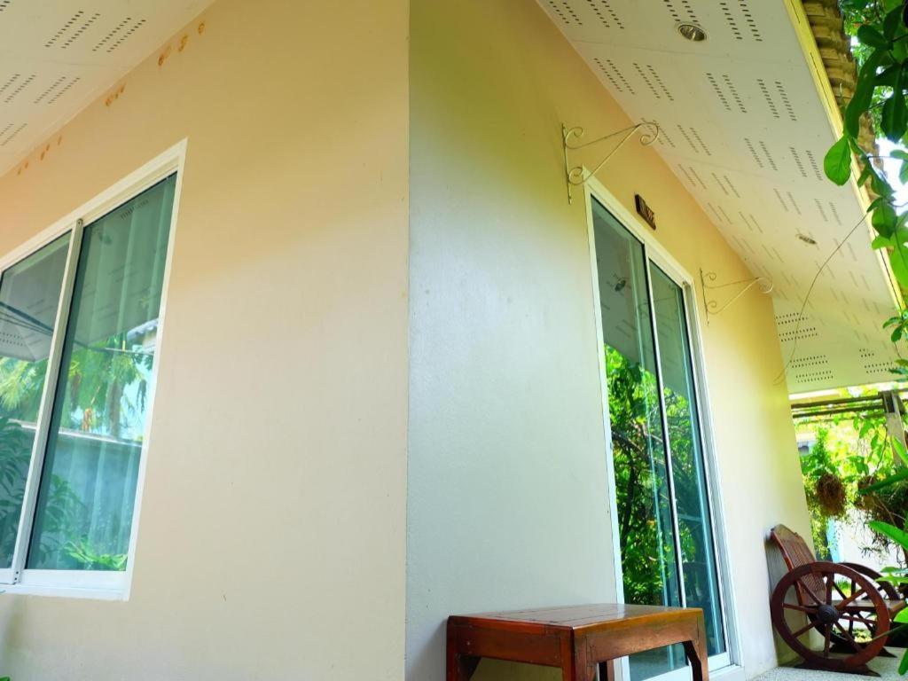 Rommai Rimnaam Resort Ranong Extérieur photo