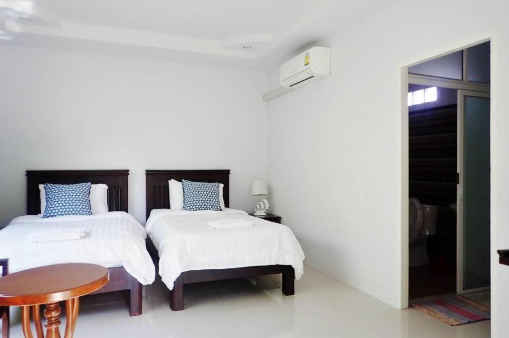 Rommai Rimnaam Resort Ranong Extérieur photo
