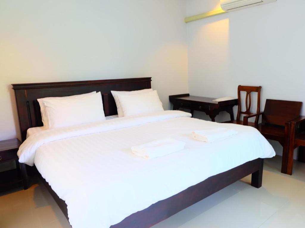 Rommai Rimnaam Resort Ranong Extérieur photo