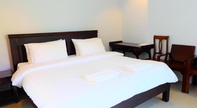 Rommai Rimnaam Resort Ranong Extérieur photo